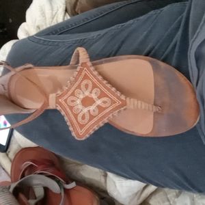 Maurice brown sandles